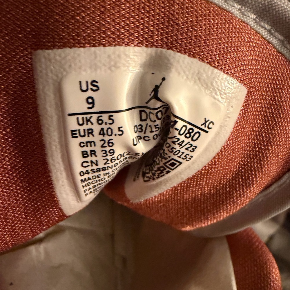 JORDAN AIR JORDAN 1 LOW - Picture 4 of 7
